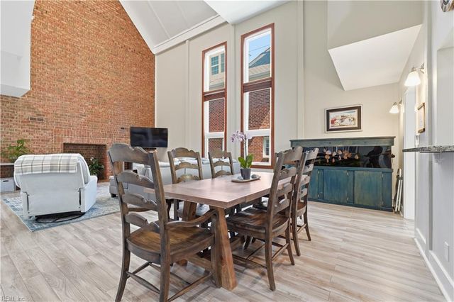 326 W Olney RD, Norfolk, VA 23507