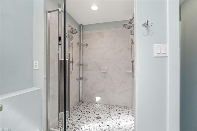 326 W Olney RD, Norfolk, VA 23507