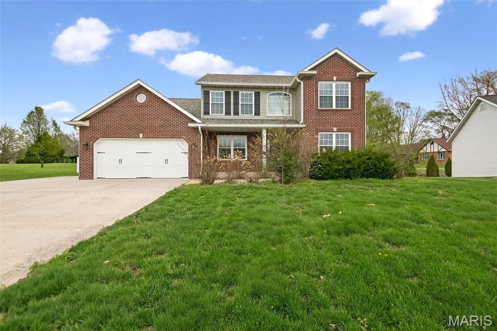2408 Liberty Drive, Maryville, IL 62062