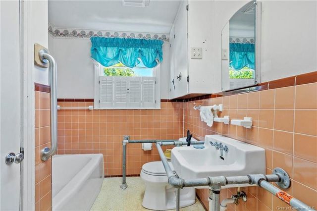 1010 Invader Street, Sulphur, LA 70663