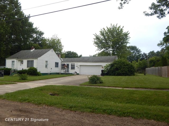 3227 W Parkway Avenue, Flint, MI 48504