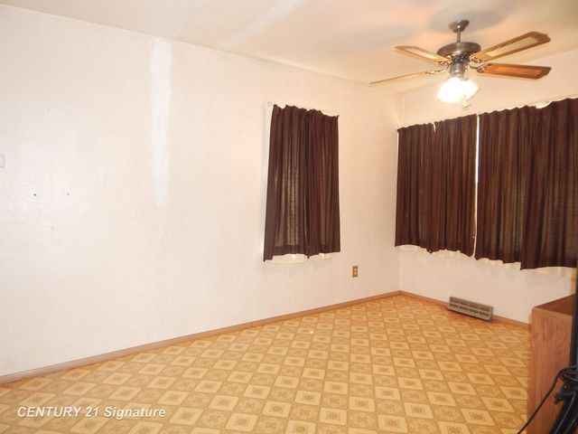 3227 W Parkway Avenue, Flint, MI 48504