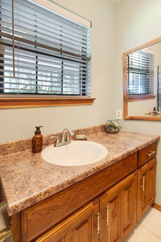 730 Cedar Creek, Reno, TX 75462