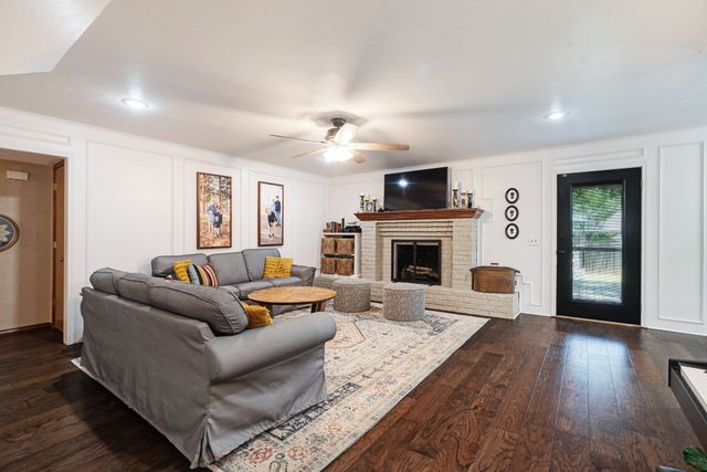 730 Cedar Creek, Reno, TX 75462