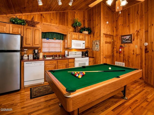 1540 Bears Den Way, Sevierville, TN 37862