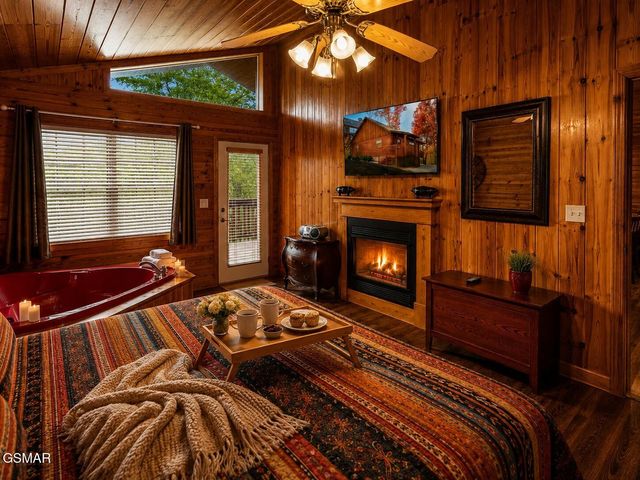 1540 Bears Den Way, Sevierville, TN 37862