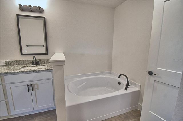 5403 WATERSIDE DRIVE, Auburndale, FL 33823