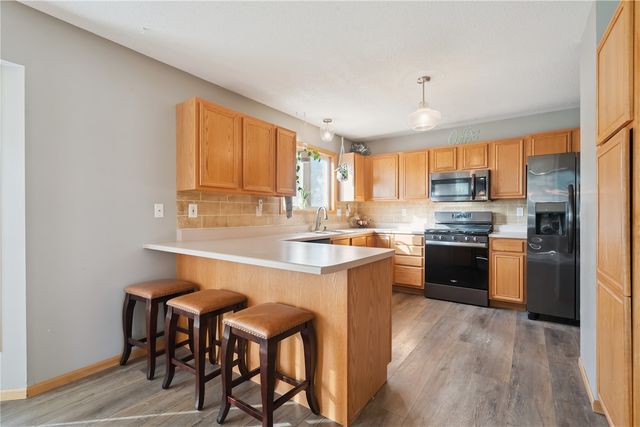 7113 West Park Road NE, Cedar Rapids, IA 52402