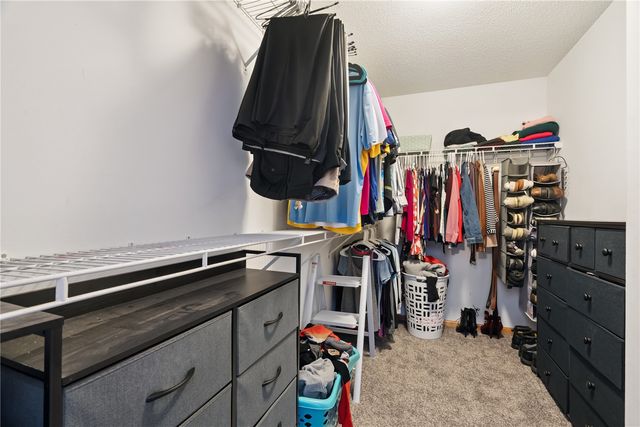 7113 West Park Road NE, Cedar Rapids, IA 52402