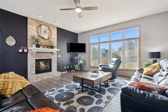 7113 West Park Road NE, Cedar Rapids, IA 52402