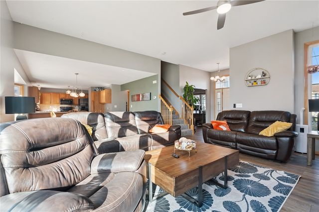 7113 West Park Road NE, Cedar Rapids, IA 52402