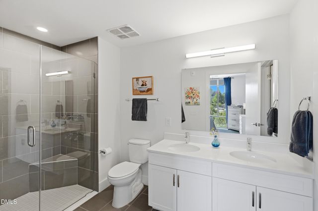 214 Hunt Street 311, Durham, NC 27701
