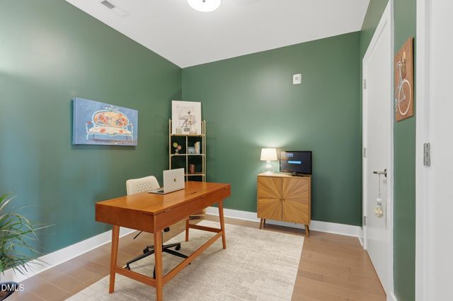 214 Hunt Street 311, Durham, NC 27701