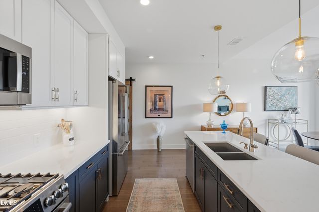214 Hunt Street 311, Durham, NC 27701