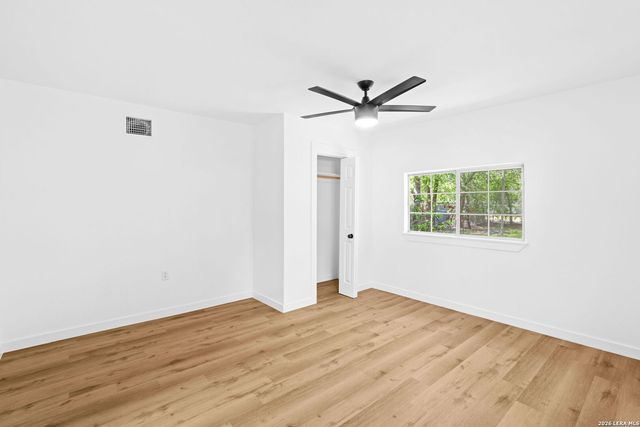 5807 Mayo Dr, San Antonio, TX 78227