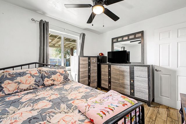 3801 W LEWIS Avenue, Phoenix, AZ 85009