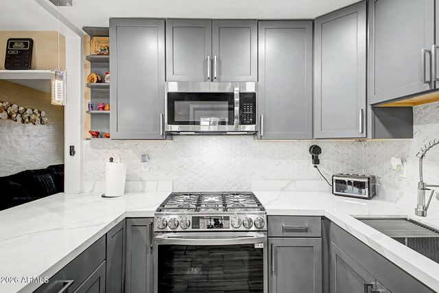 3801 W LEWIS Avenue, Phoenix, AZ 85009