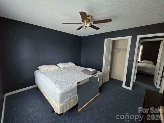 987 West Road, Hot Springs, NC 28743