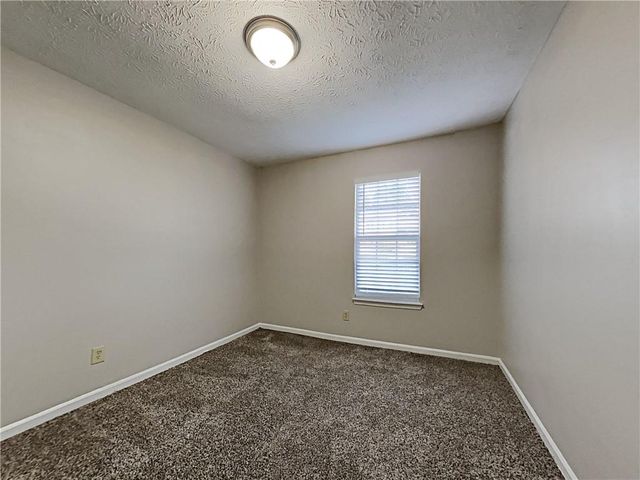 968 Country Oaks Court, Lawrenceville, GA 30044