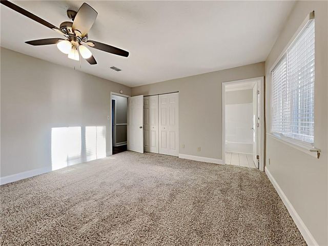 968 Country Oaks Court, Lawrenceville, GA 30044