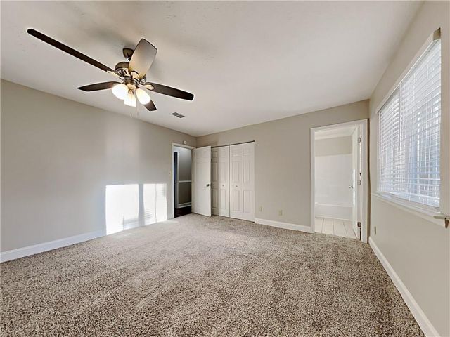 968 Country Oaks Court, Lawrenceville, GA 30044