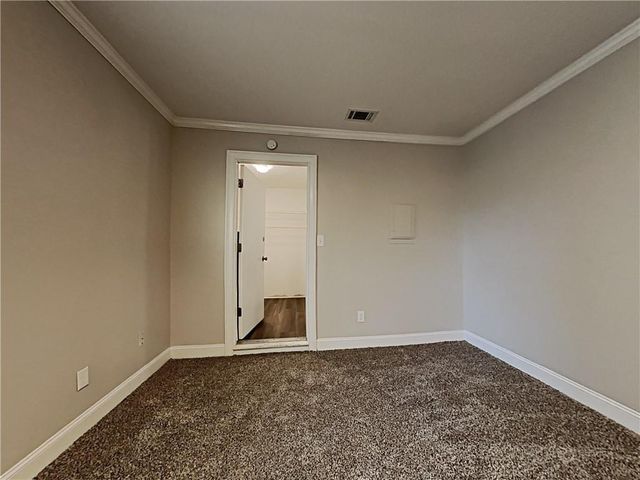 968 Country Oaks Court, Lawrenceville, GA 30044