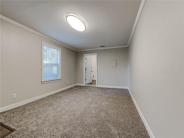 968 Country Oaks Court, Lawrenceville, GA 30044