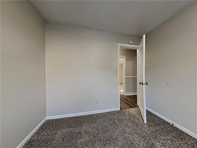 968 Country Oaks Court, Lawrenceville, GA 30044