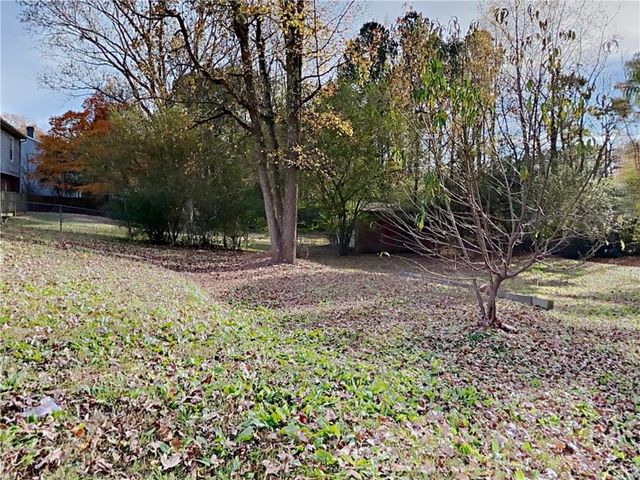 968 Country Oaks Court, Lawrenceville, GA 30044