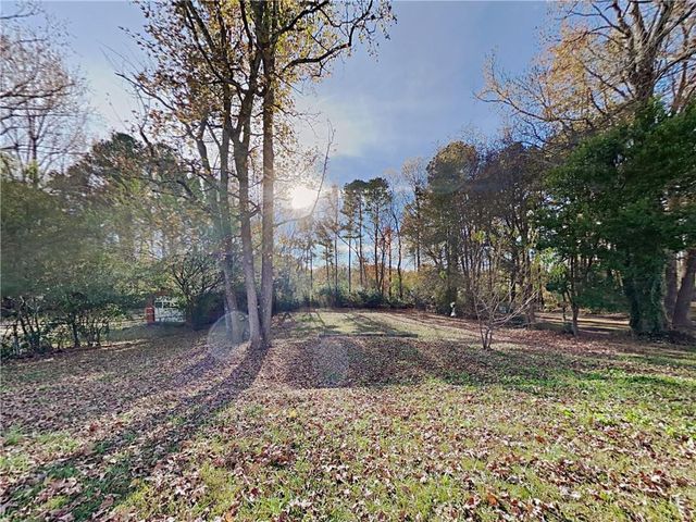 968 Country Oaks Court, Lawrenceville, GA 30044