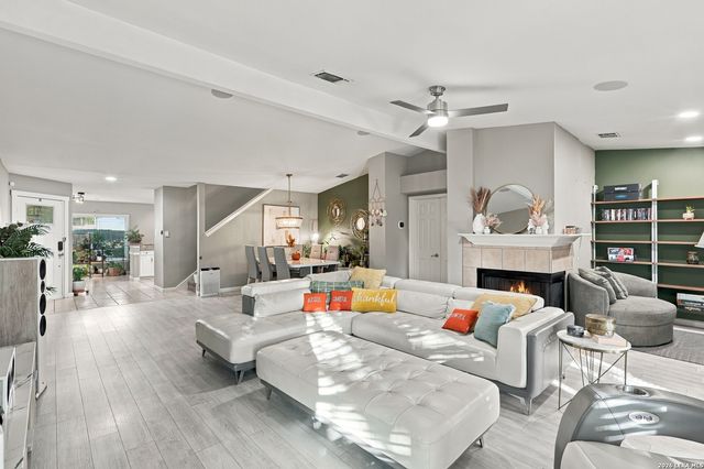 3302 Coral Grove Dr, San Antonio, TX 78247