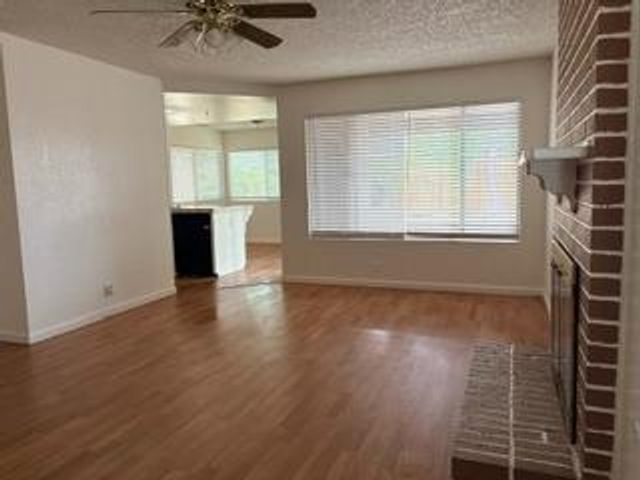 953 Souza, Manteca, CA 95336