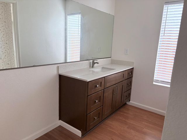 953 Souza, Manteca, CA 95336