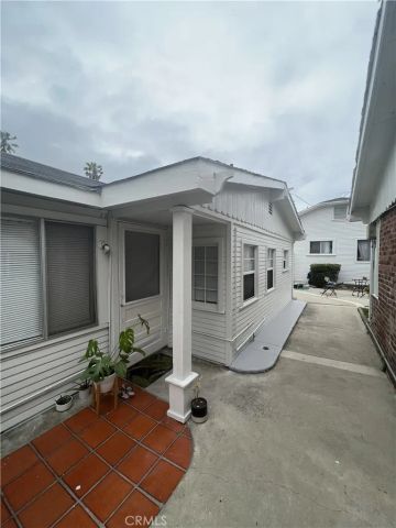 424 S Broadway, Redondo Beach, CA 90277