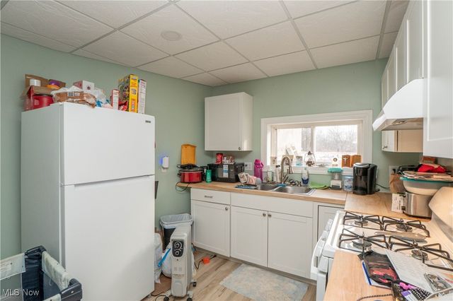 8242-8244 Navarre Road SW, Massillon, OH 44646