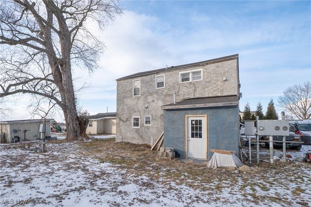 8242-8244 Navarre Road SW, Massillon, OH 44646