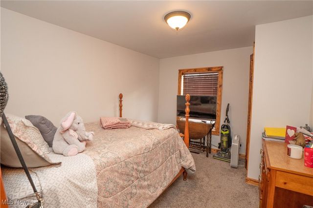 8242-8244 Navarre Road SW, Massillon, OH 44646