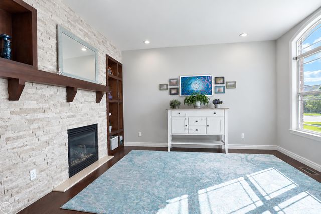 26699 Boston Drive, Chesterfield, MI 48051