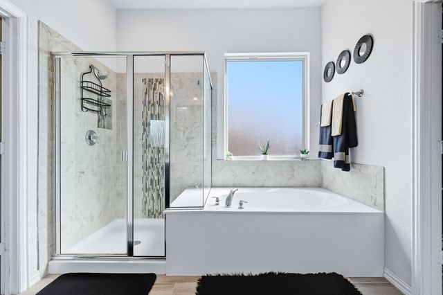 717 Whippoorwill Drive, Midlothian, TX 76065