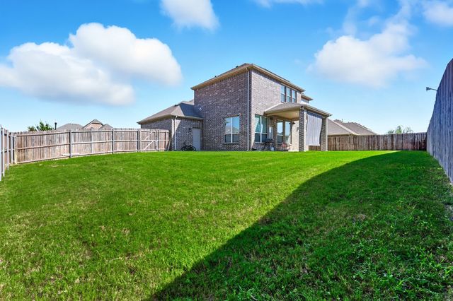 717 Whippoorwill Drive, Midlothian, TX 76065