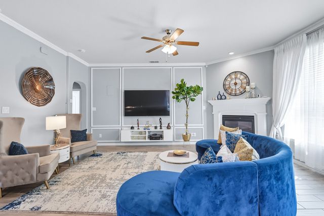 717 Whippoorwill Drive, Midlothian, TX 76065