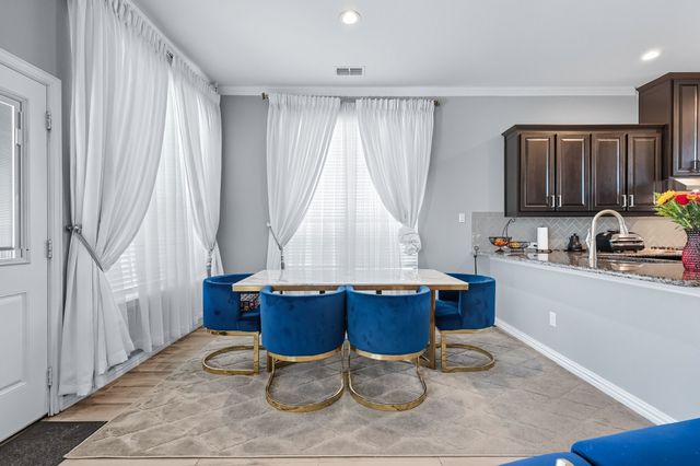 717 Whippoorwill Drive, Midlothian, TX 76065