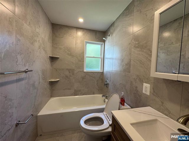 45 Sand Road, Westwood, NJ 07675