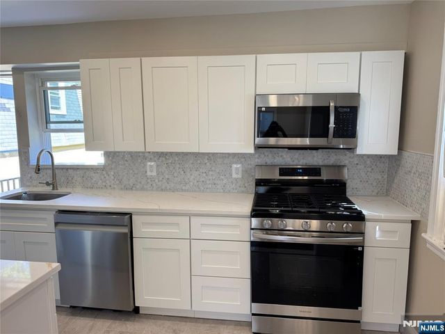 45 Sand Road, Westwood, NJ 07675