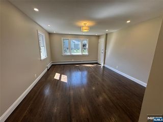 45 Sand Road, Westwood, NJ 07675