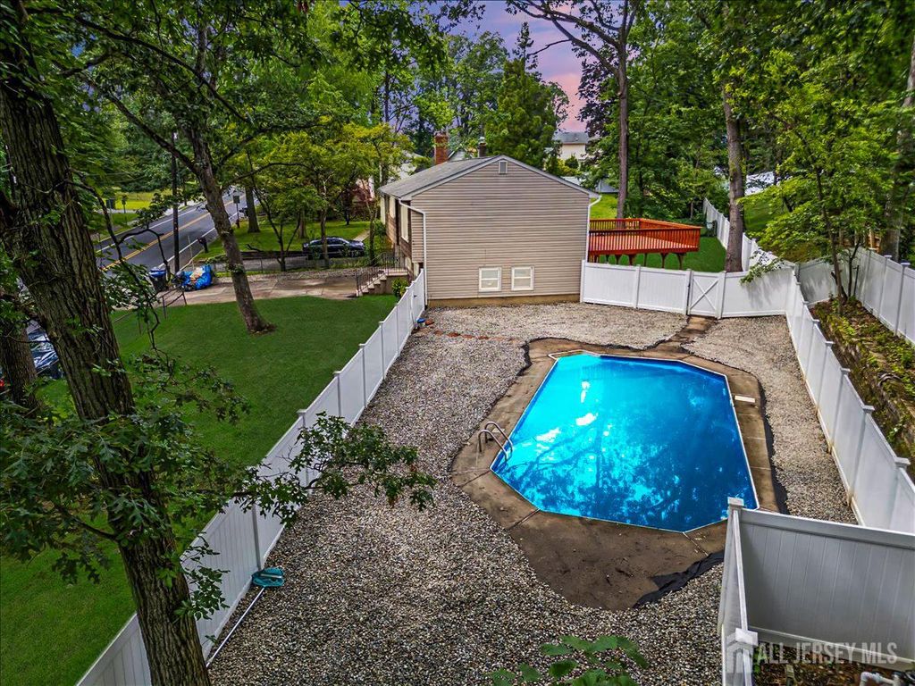 376 New Brunswick Avenue, East Brunswick, NJ 08816