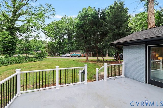 11512 Ridge Rd, North Prince George, VA 23860