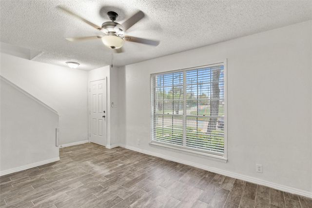 11002 Hammerly Boulevard 227, Houston, TX 77043