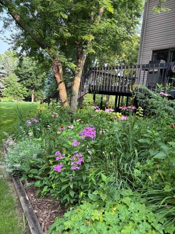 34 Maple View Court, Madison, WI 53719