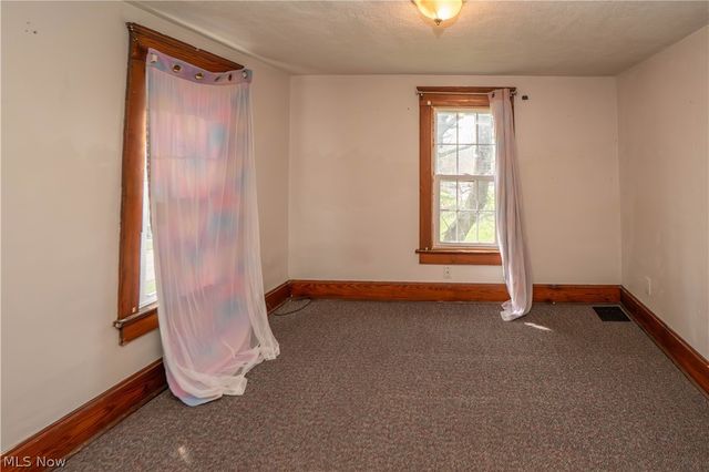 1033 Walnut Avenue, Alliance, OH 44601
